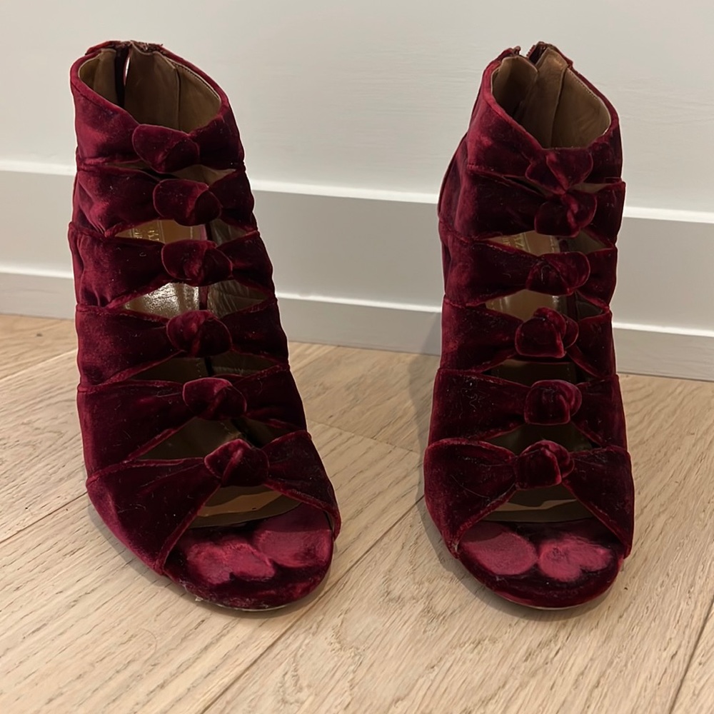 Aquazzura burgundy velvet knotted heeled open toe bootie size 38